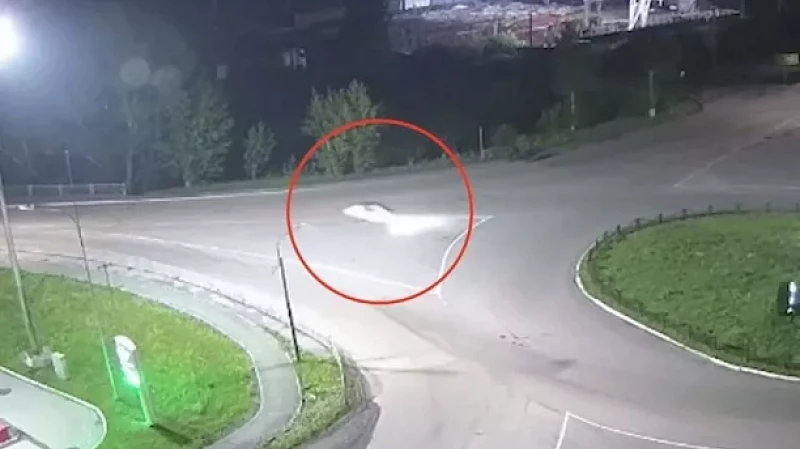 В Первоуральске шумахер не вписался в поворот и перевернулся