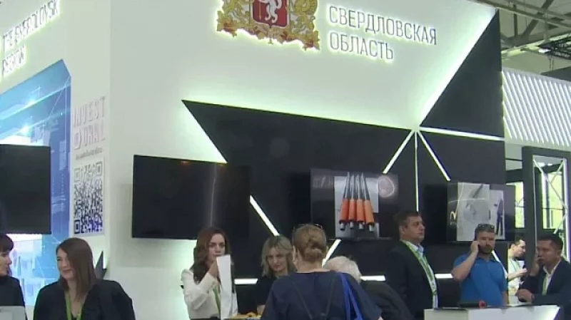 В первый день работы выставки «ИННОПРОМ. Центральная Азия» стенд Свердловской области посетили более 4000 человек