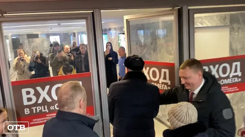 Новый переход: станцию метро «Проспект Космонавтов» соединили с торговым центром