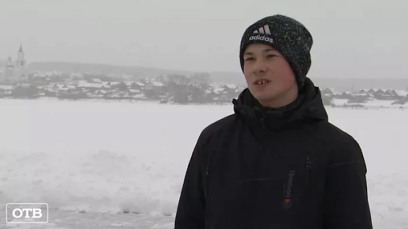 Мечты сбываются: 15-летний школьник из Новоуткинска примет участие в тренировке сборной России по хоккею