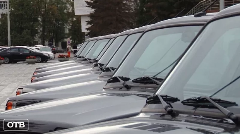 В уральские лесничества поступили новые автомобили для патрулирования