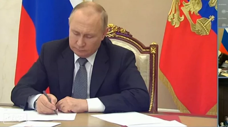 Владимир Путин поддержал предложения Евгения Куйвашева по строительному импортозамещению