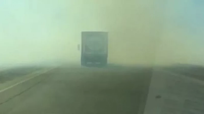 Полевской тракт затянуло густым дымом