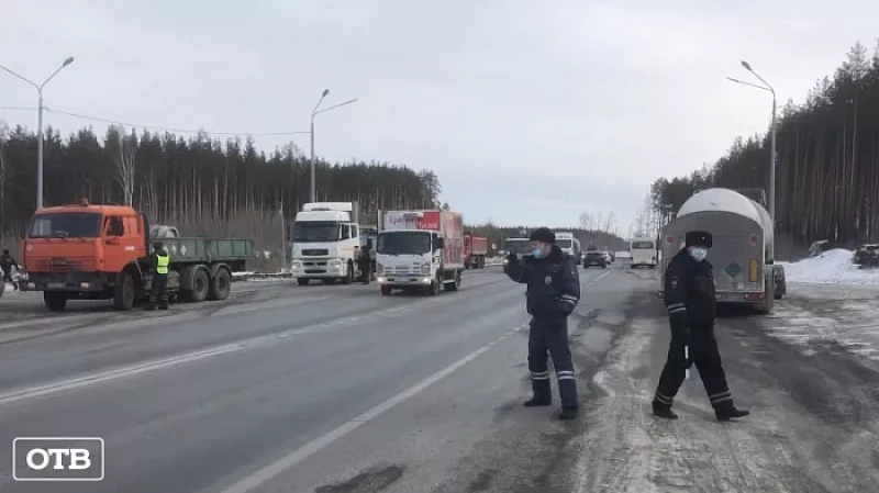 Госавтоинспекция усилила контроль за большегрузами на Среднем Урале