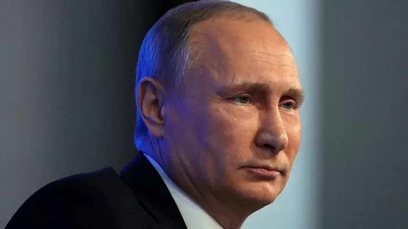 Владимир Путин утвердил выходные дни с 30 октября по 7 ноября