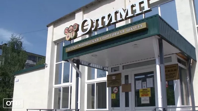 «Приходи на тренировку» с Сергеем Чепиковым: плавание