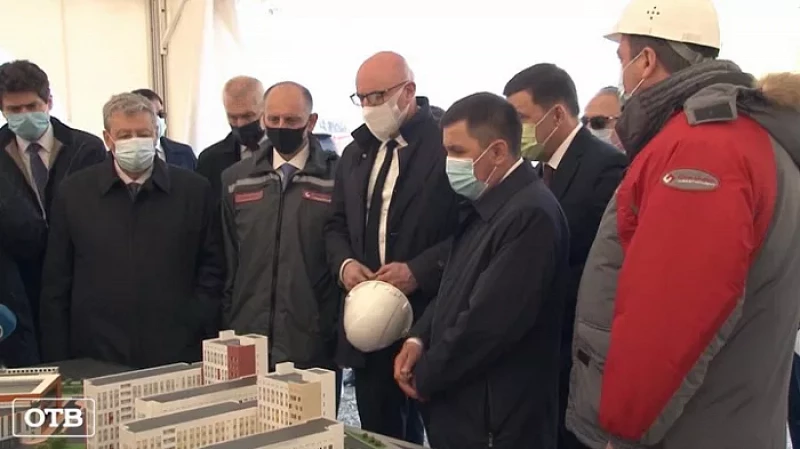 Вице-премьер Чернышенко проверил подготовку к Универсиаде-2023