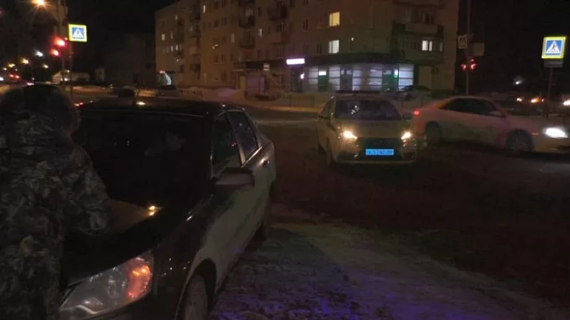 В Тавде автомобиль сбил женщину на пешеходном переходе