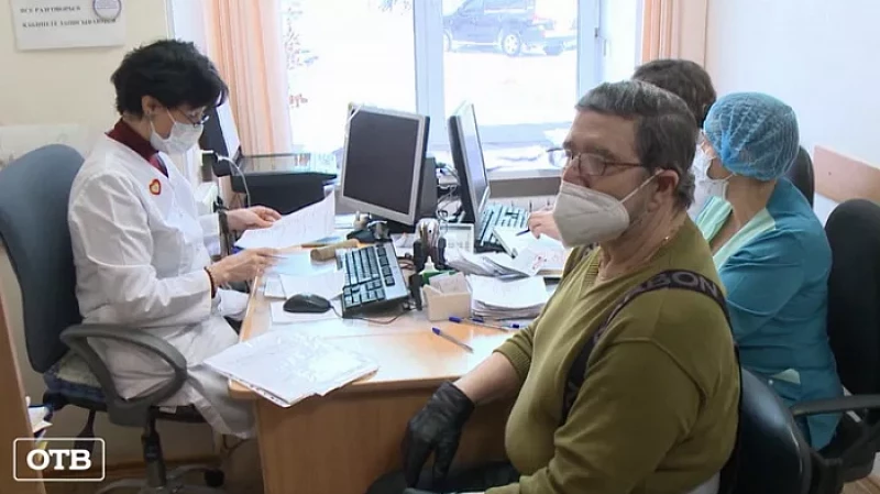 Порядка 8000 свердловчан поставили первый компонент вакцины от COVID-19