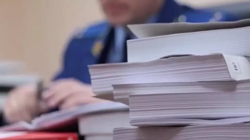Прокуратура помогла взыскать 2 млн рублей с больницы в Нижней Туре