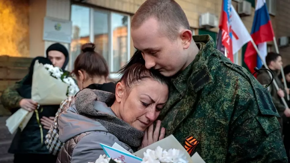 Восемь уральцев были освобождены из украинского плена