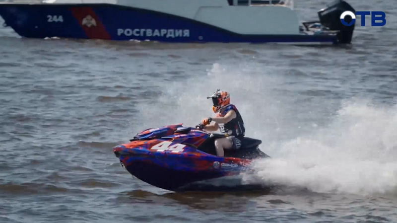 Спортсмены из Екатеринбурга завоевали 9 медалей на Чемпионате России по водно-моторному спорту
