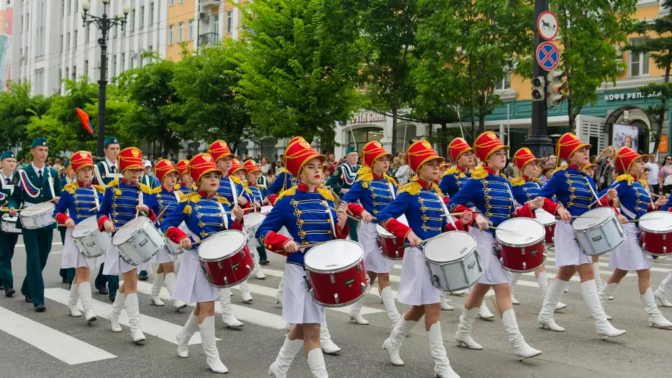 День города начнется с шествия представителей районов Екатеринбурга