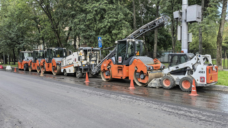 Более 40 километров дорог по всему городу будет отремонтировано в этом сезоне