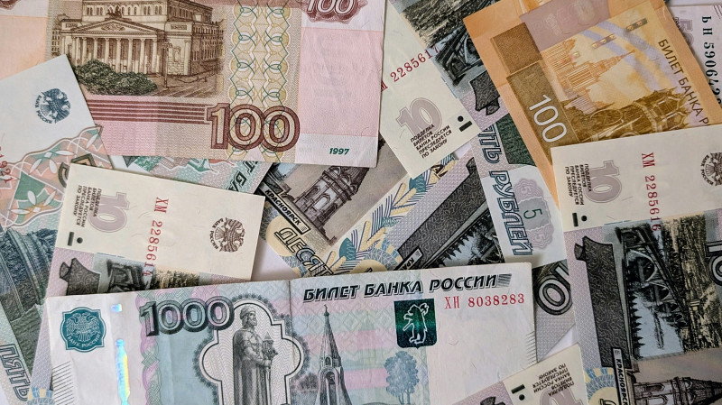 В России с февраля вырастут выплаты детям, инвалидам, ветеранам и матерям
