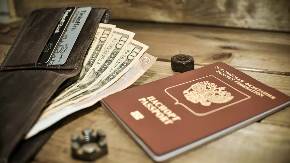 Паспортам россиян ускорят срок оформления