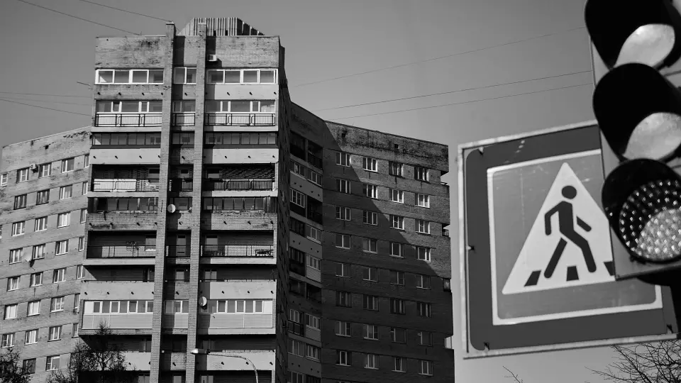 В Нижнем Тагиле установили первые светофоры с белым цветом