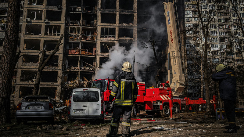 На Кольцовском тракте в Екатеринбурге произошел пожар на строящемся складе