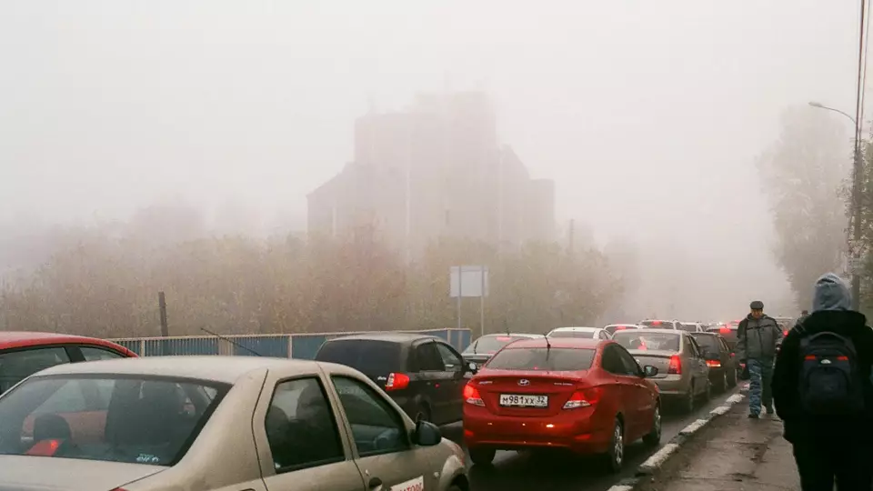 В Екатеринбург пришли 9-балльные пробки перед праздниками
