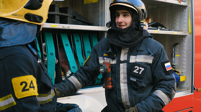 В Екатеринбурге потушили пожар на Ботаническом рынке