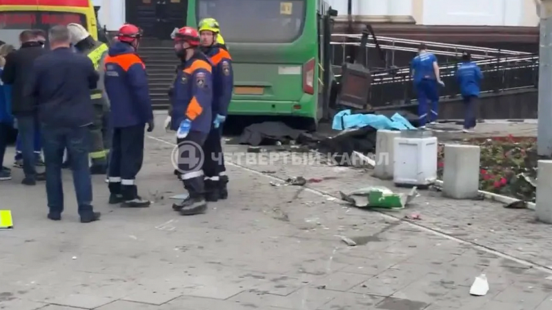 Погибшего в ДТП у Большого Златоуста мальчика до сих пор не могут опознать