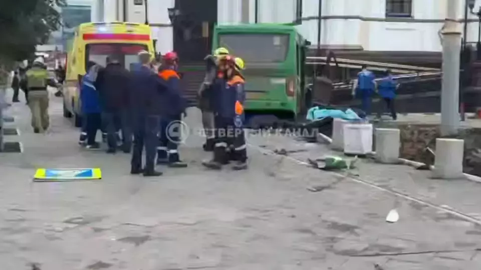 10 млн требуют родственники погибших в ДТП у храма Большой Златоуст