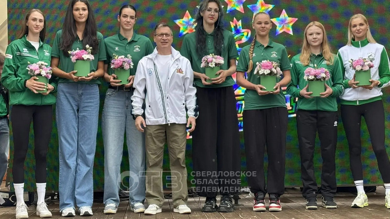 16 олимпийских чемпионок, 10 чемпионок мира и 60 лет легендарной «Уралочке»