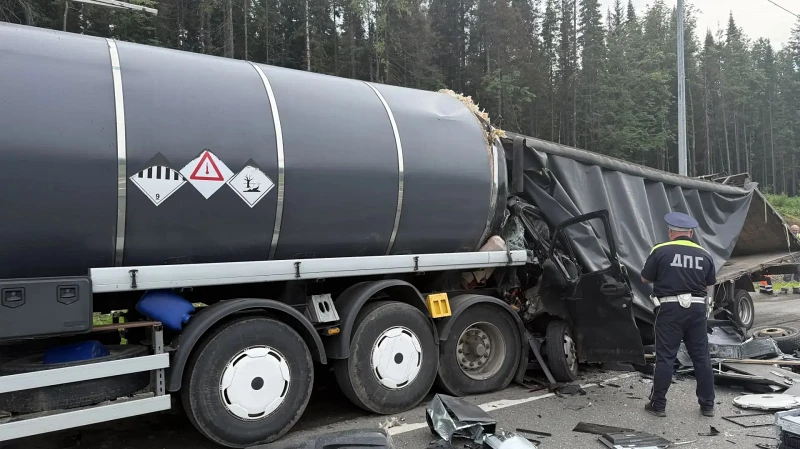 Водитель «Газели» погиб на трассе М-12 под Первоуральском