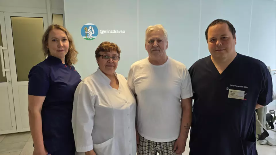 Вернули к жизни: врачи спасли пенсионера, у которого случился инсульт в автобусе до Екатеринбурга
