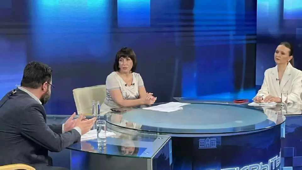 Татьяна Савинова призвала свердловчан пить только бутилированную воду