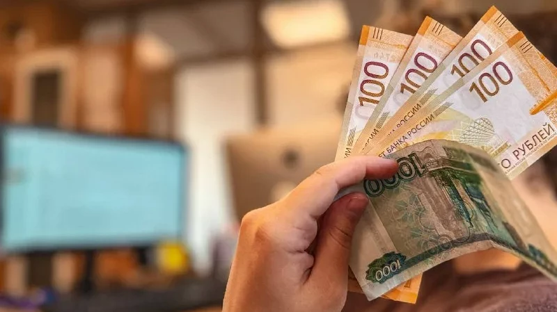 Россиянин взял кредит и лишился денег при покупке автомобиля через интернет