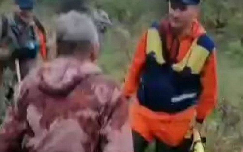 «Семёныч?! Ты?!»: потерявшегося грибника нашли в тайге