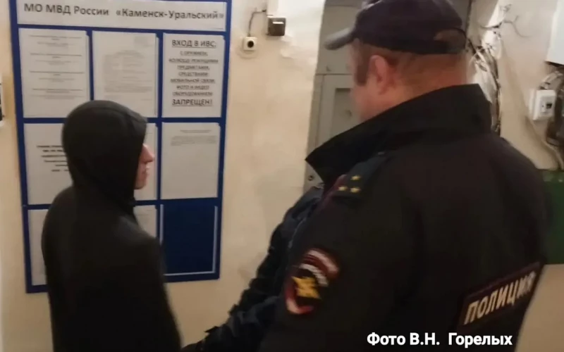 В Каменске-Уральском задержали подозреваемого в угоне машины у ветерана СВО