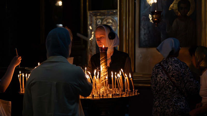 В РПЦ подсказали, кого просить о помощи при усталости на работе
