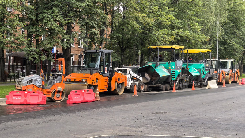 В Свердловской области отремонтировали 1,7 млн квадратных метров дорог