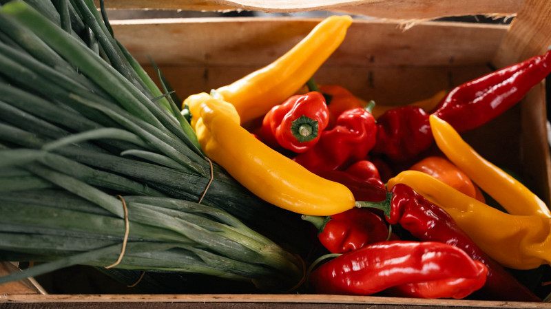 Свердловская область получила 20 тонн перца из Казахстана